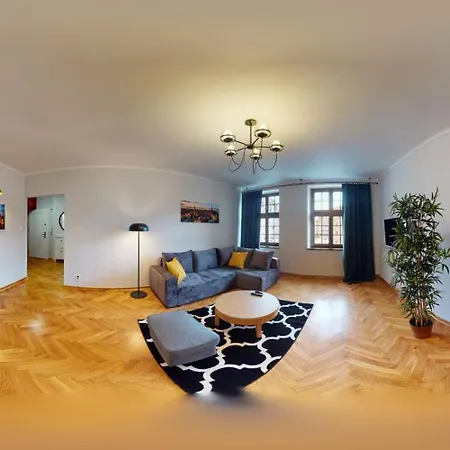 Market Square View Cozy 2 As R425 * فروتسواف