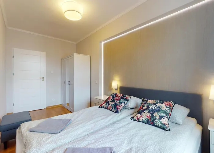 Appartement Market Square View Cozy 2 As R425 *