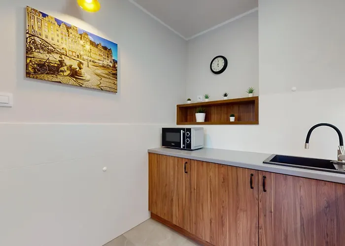 Market Square View Cozy 2 As R425