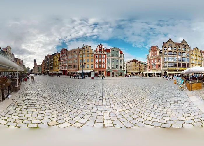 Market Square View Cozy 2 As R425 *